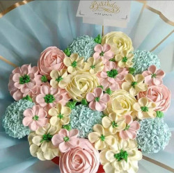 12 pieces flower bouquet cake Pastel